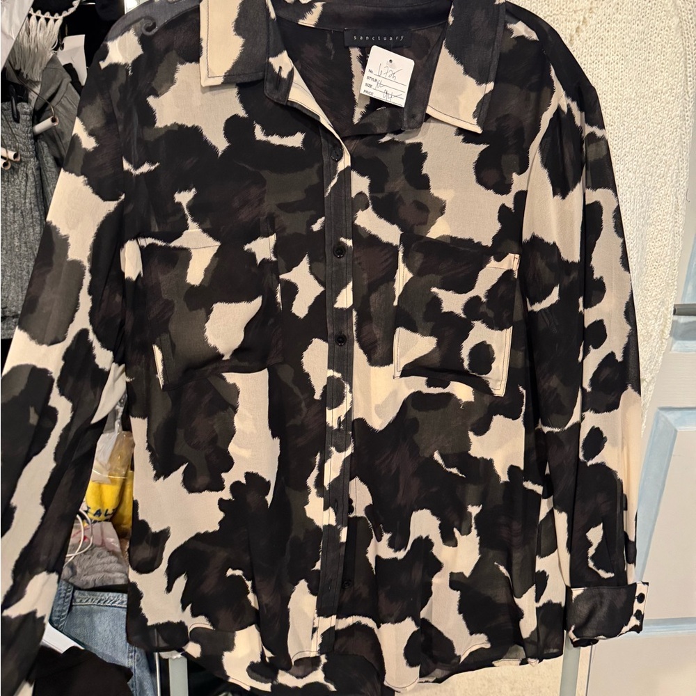 Black and white print blouse